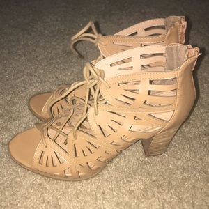 Tie Up Block Heels